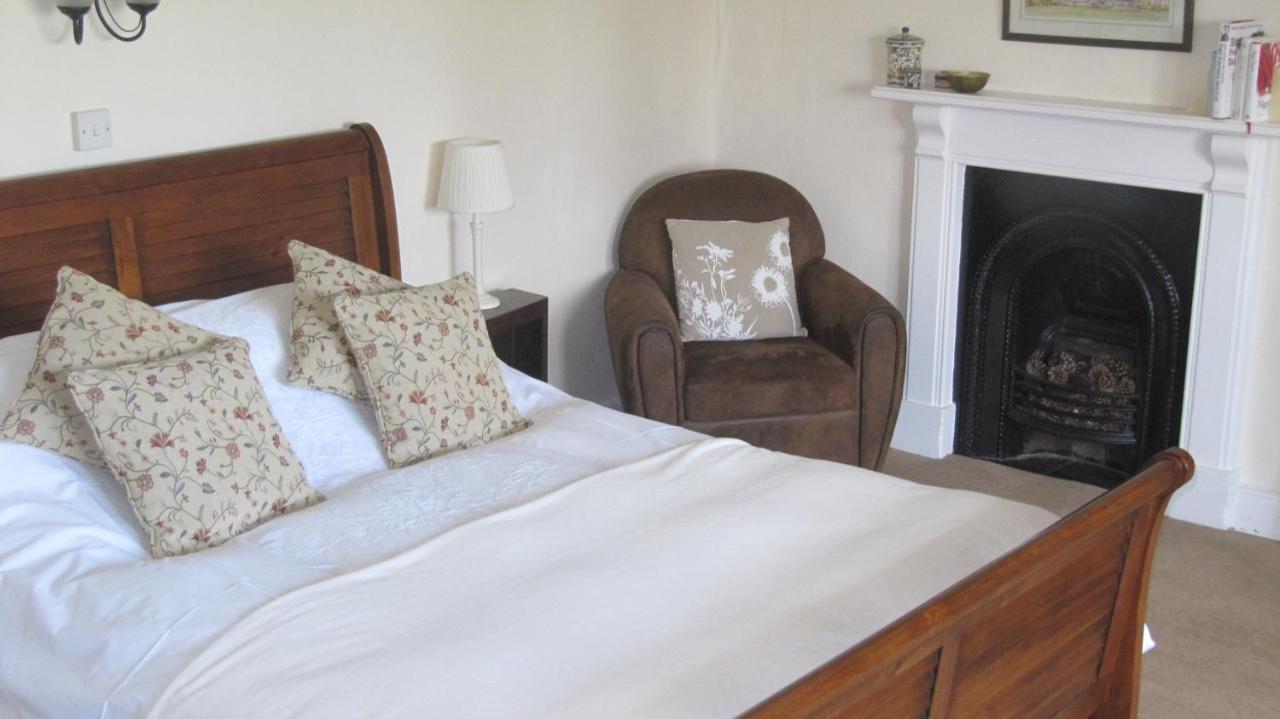 Seymours Court Bed & Breakfast Frome Bagian luar foto