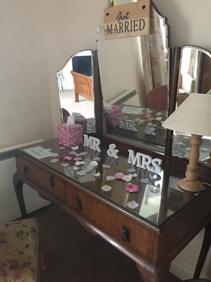 Seymours Court Bed & Breakfast Beckington Bagian luar foto