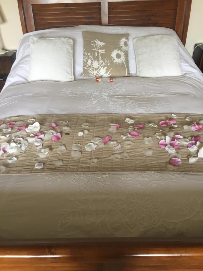 Seymours Court Bed & Breakfast Beckington Bagian luar foto